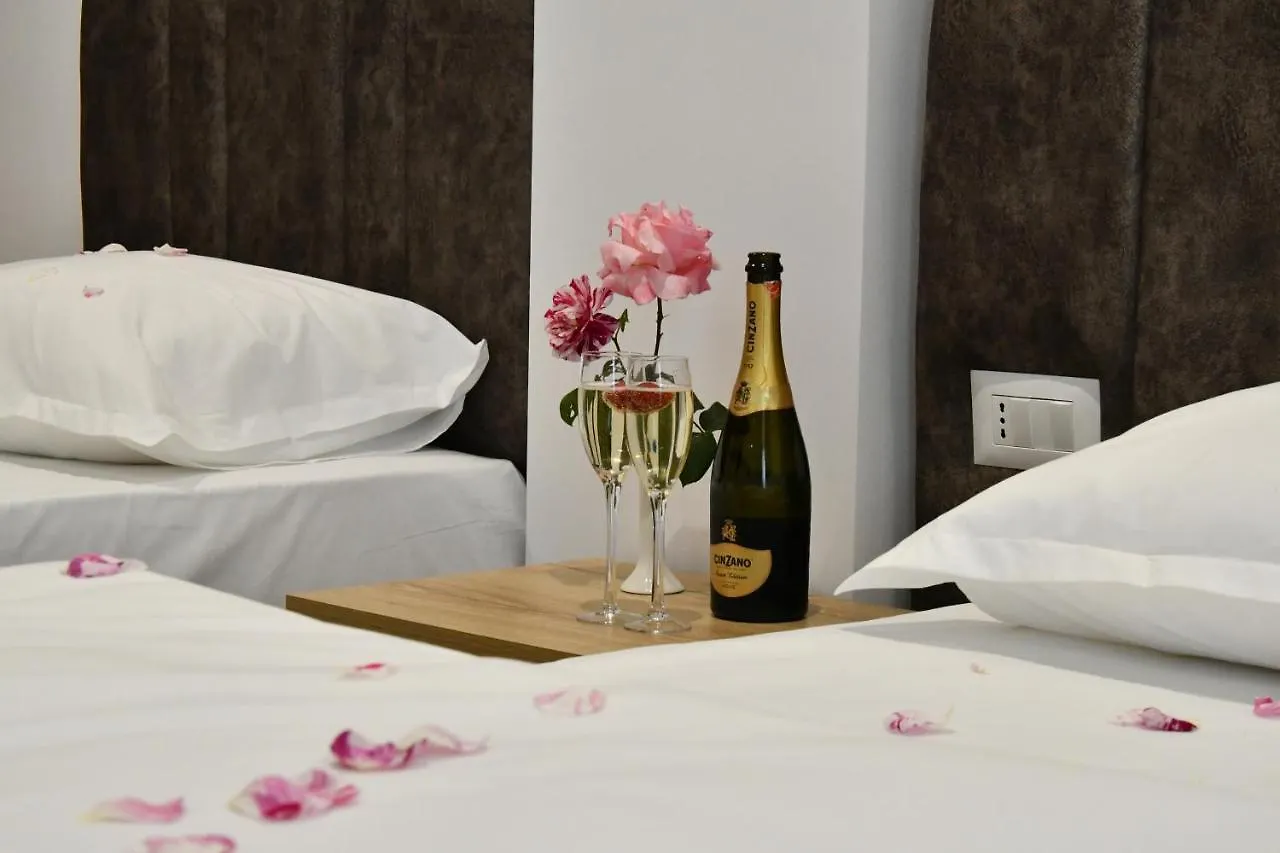 Elite Hotel Golem  Albania